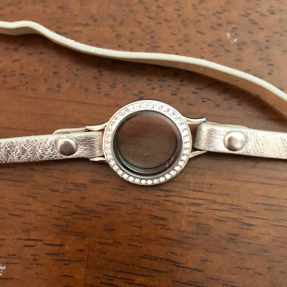 Origami Owl Medium Locket Wrap Bracelet